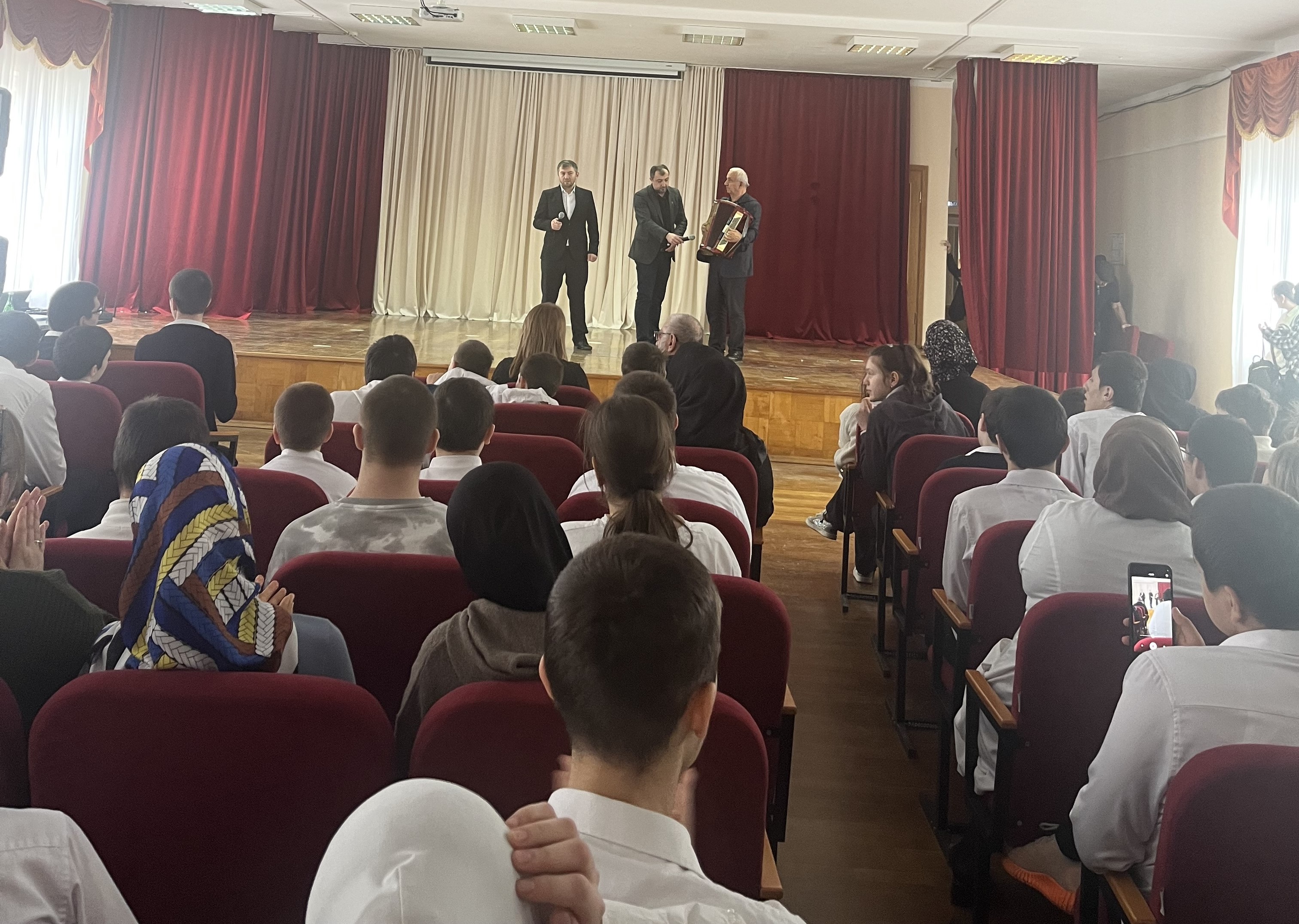 В Центре состоялось культурно-просветительское мероприятие,  организованное  ГБУ &amp;quot;Аварский  музыкально-драматический театр имени Гамзата Цадасы&amp;quot;.